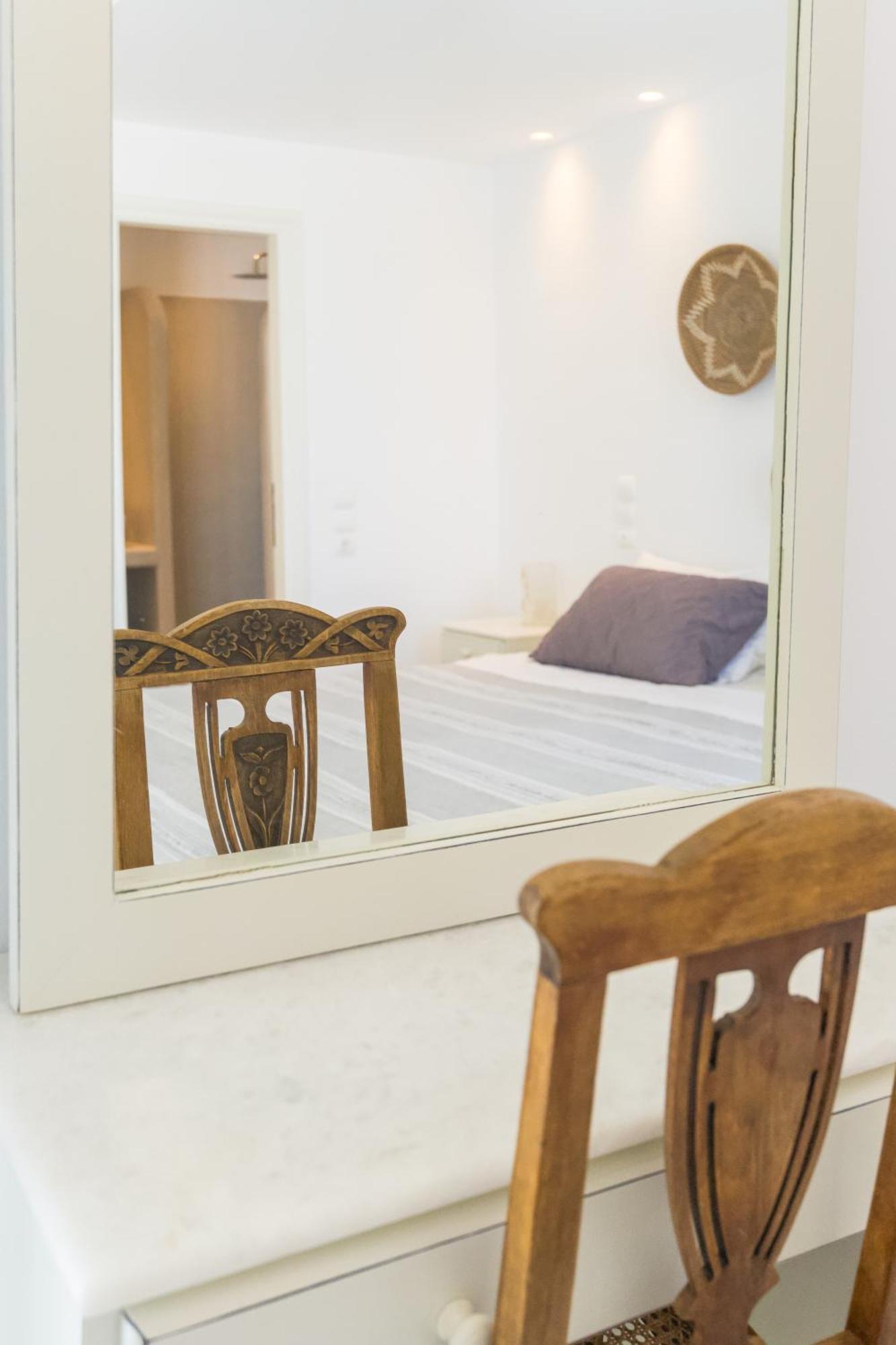 Alexandros Apartments Науса Екстериор снимка