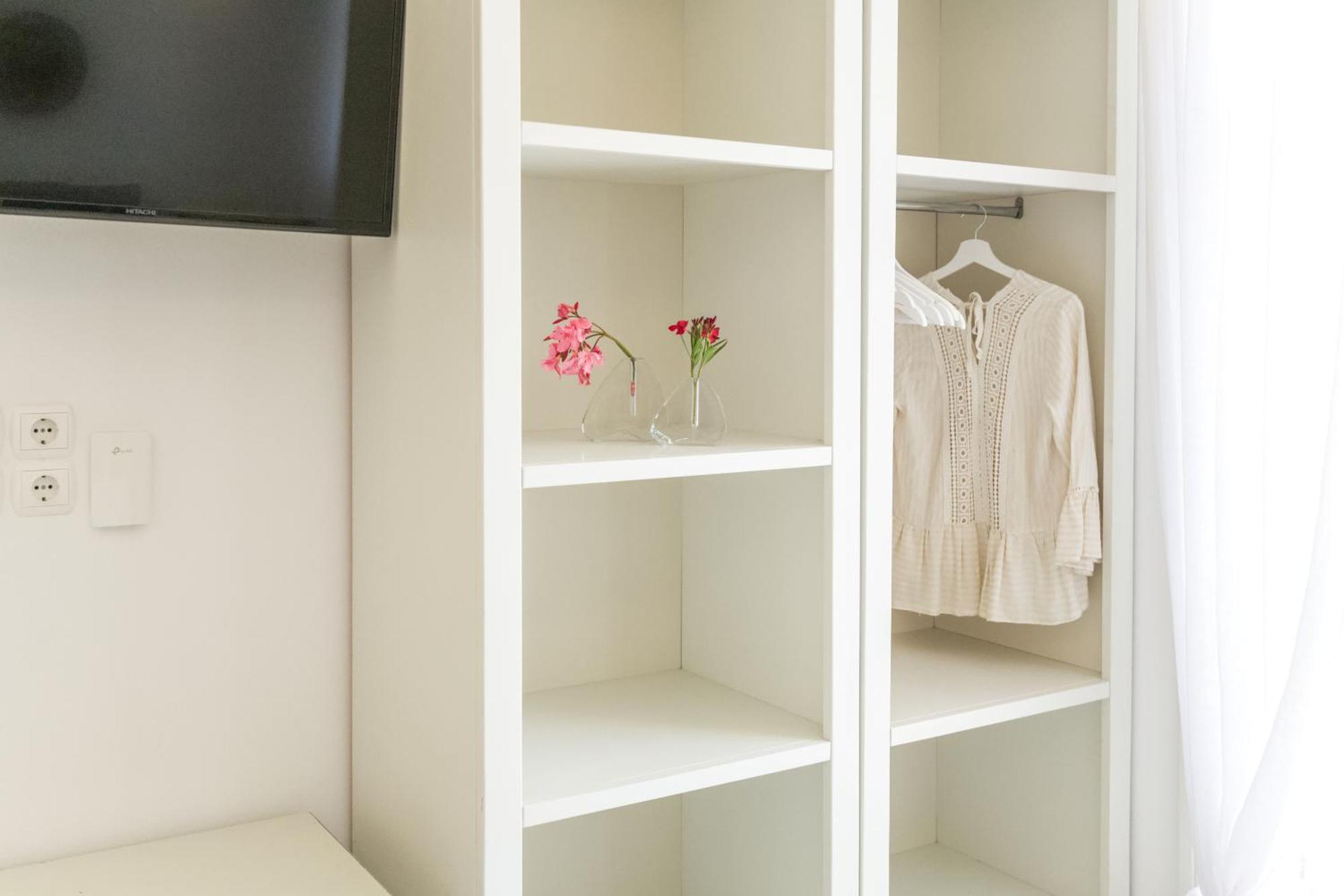 Alexandros Apartments Науса Екстериор снимка