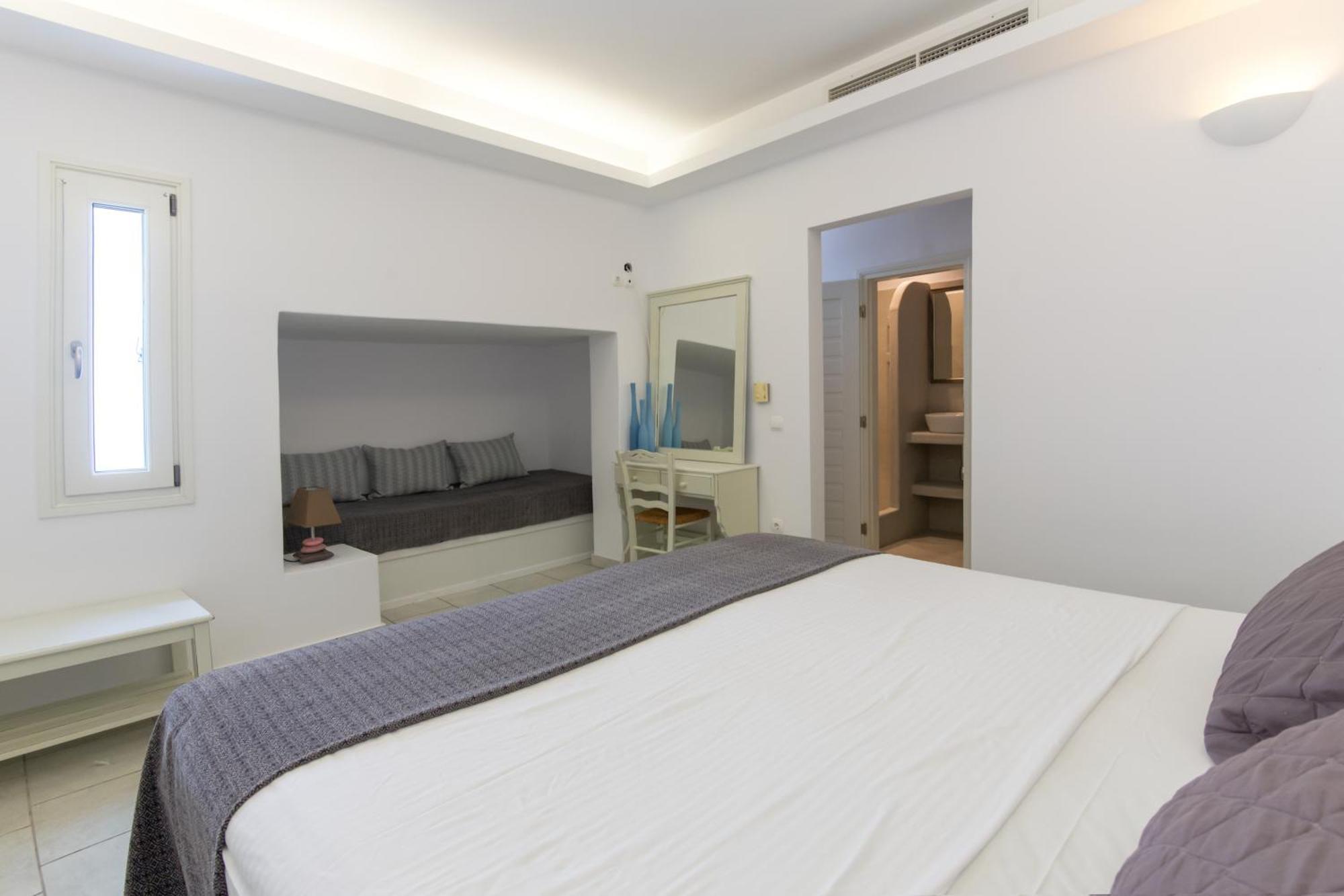 Alexandros Apartments Науса Екстериор снимка